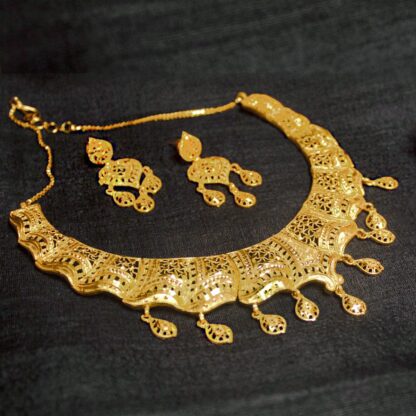 Ornamental Gold Plated Traditional Bridal Necklace Set