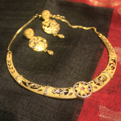 Hasuli Necklace with earrings
