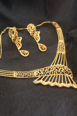 Ornamental Gold Plated Traditional Bridal Necklace Set