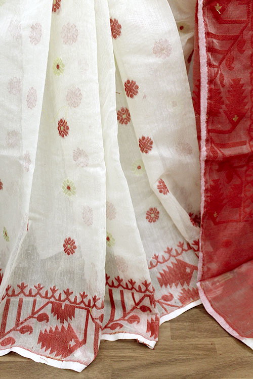 red off-white Jamdani saree